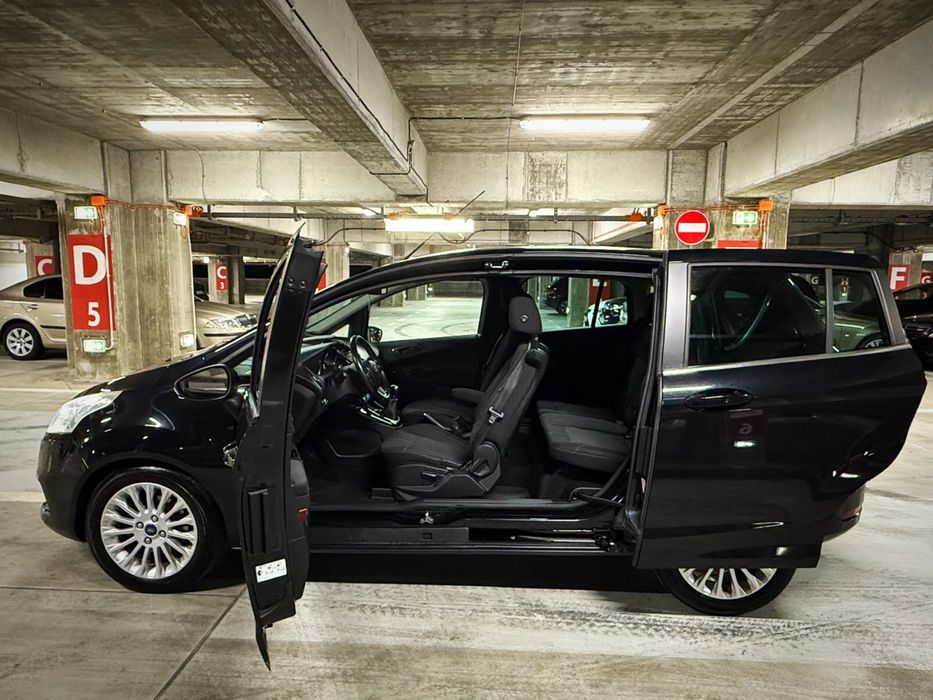 Ford focus BMax 1.0 EcoBoost led sony keyless go