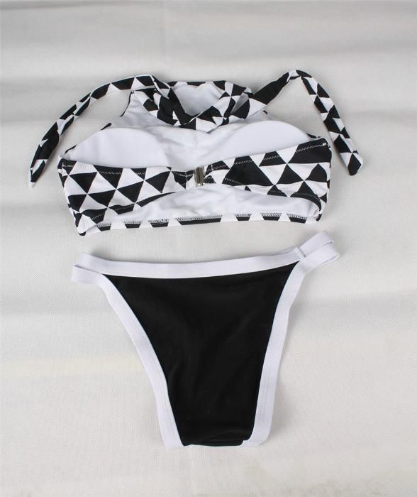 Costum de baie cu bustiera bandage alb-negru