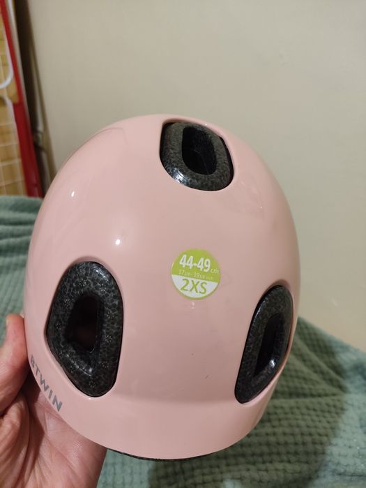 Детска каска за колело в много добро състояние