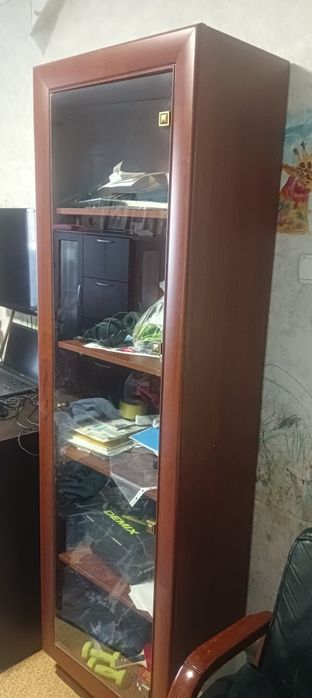 3 шкафа стеклянные дверцы