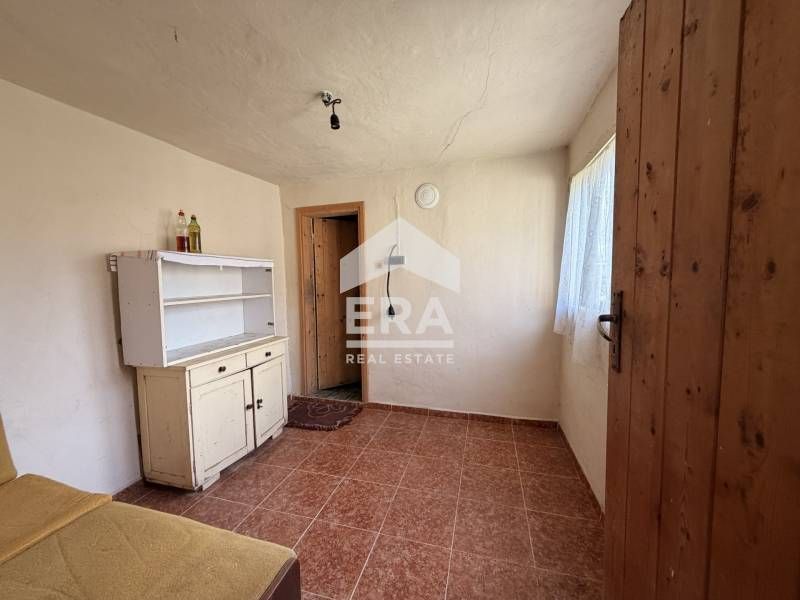 ЕКСКЛУЗИВНО! Двуетажна  къща в село Аврен , гр. Варна