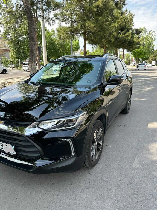 Tracker sotiladi. Продается своя машина Tracker 2 Premier