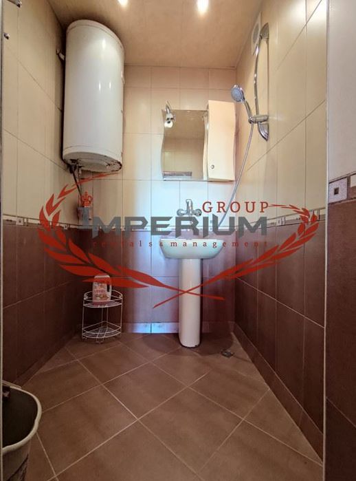 Продава се Тристаен апартамент в Варна, Кайсиева градина - 74 кв.м за 1756 €/кв.м - Снимка #11