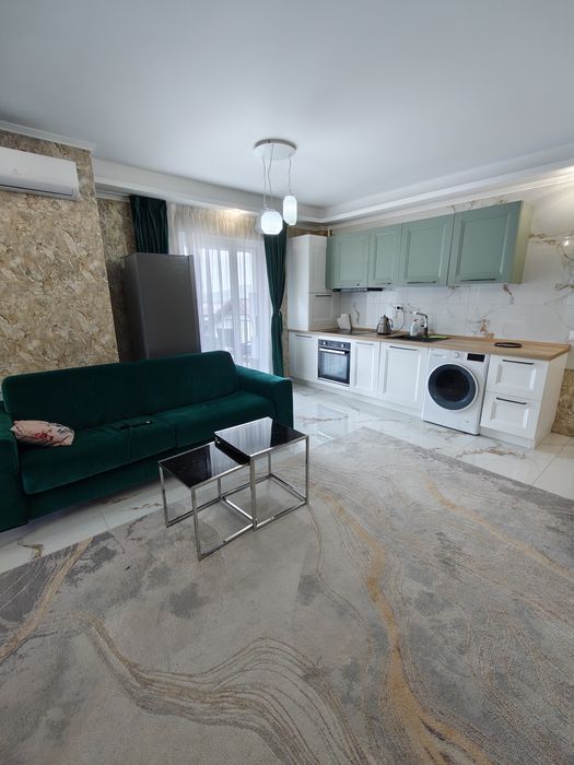 De Vanzare apartament 3 camere zona Vivo