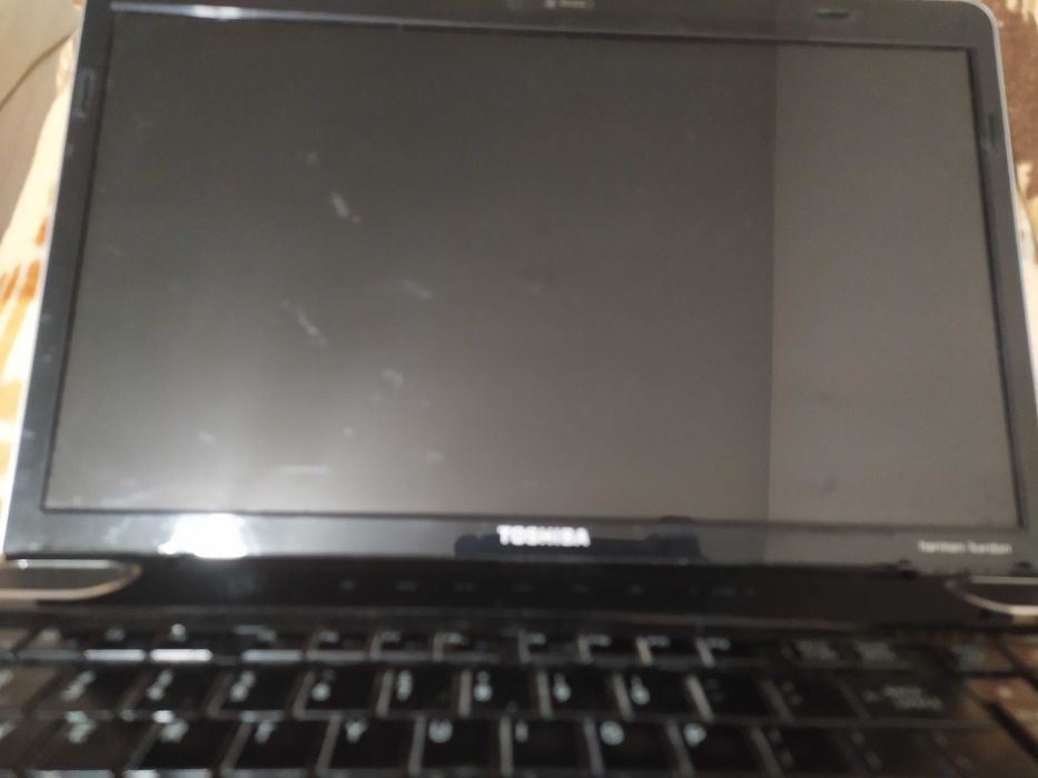 Лаптоп TOSHIBA  Satellite A505