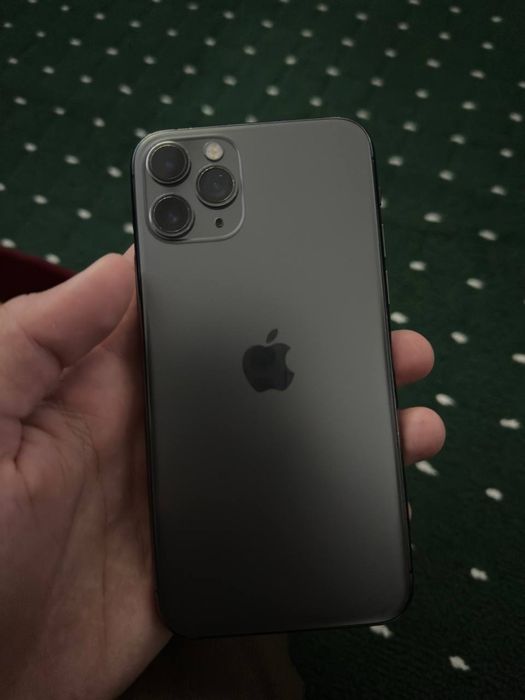 Iphon 11 pro idial sastayana