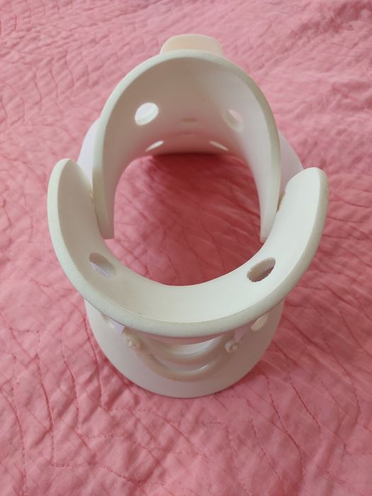 Бандаж для шеи .