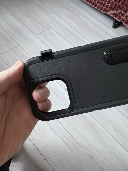 Продам чехол на Iphone 15pro 360