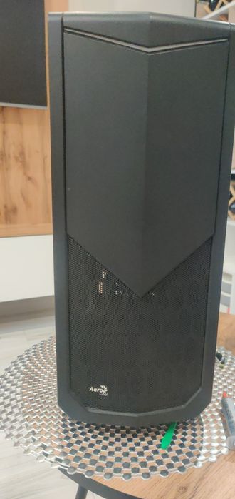 aerocool tomohawk 12