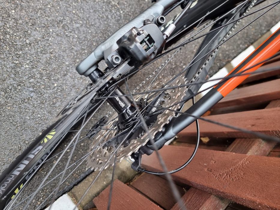 Vand E Bike CUBE Carbon