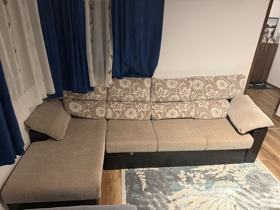 Vand canapea extensibila pe colt