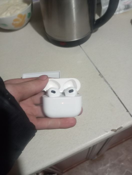 Продам наушники без проводные