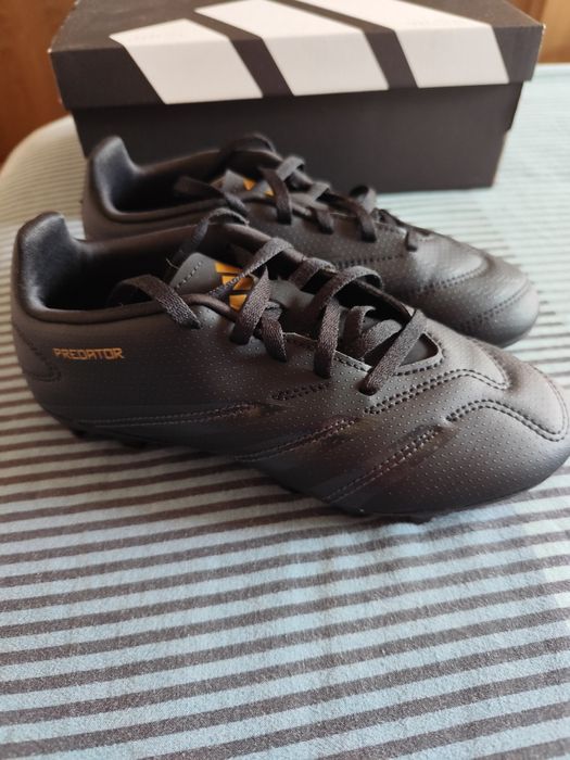 Бутонки Adidas Predator