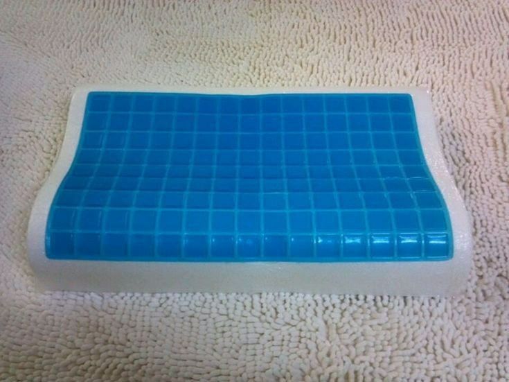 Подушка с эффектом памяти гелевая охлаждения