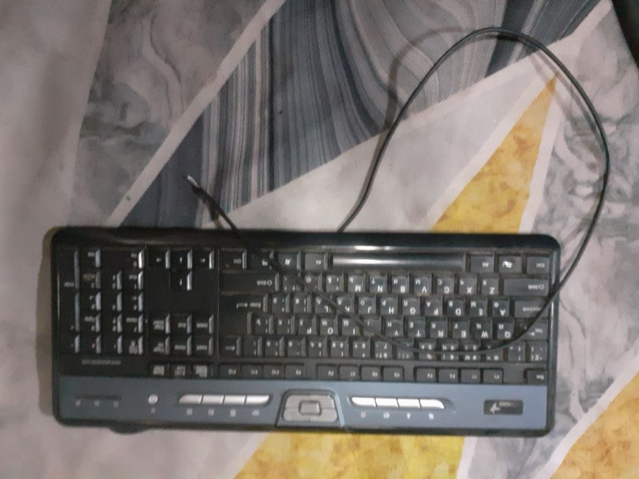 Процессор для компьютера и клавиатура