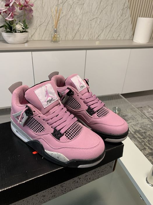 Jordan 4 Retro Orchid marimi 38, 39