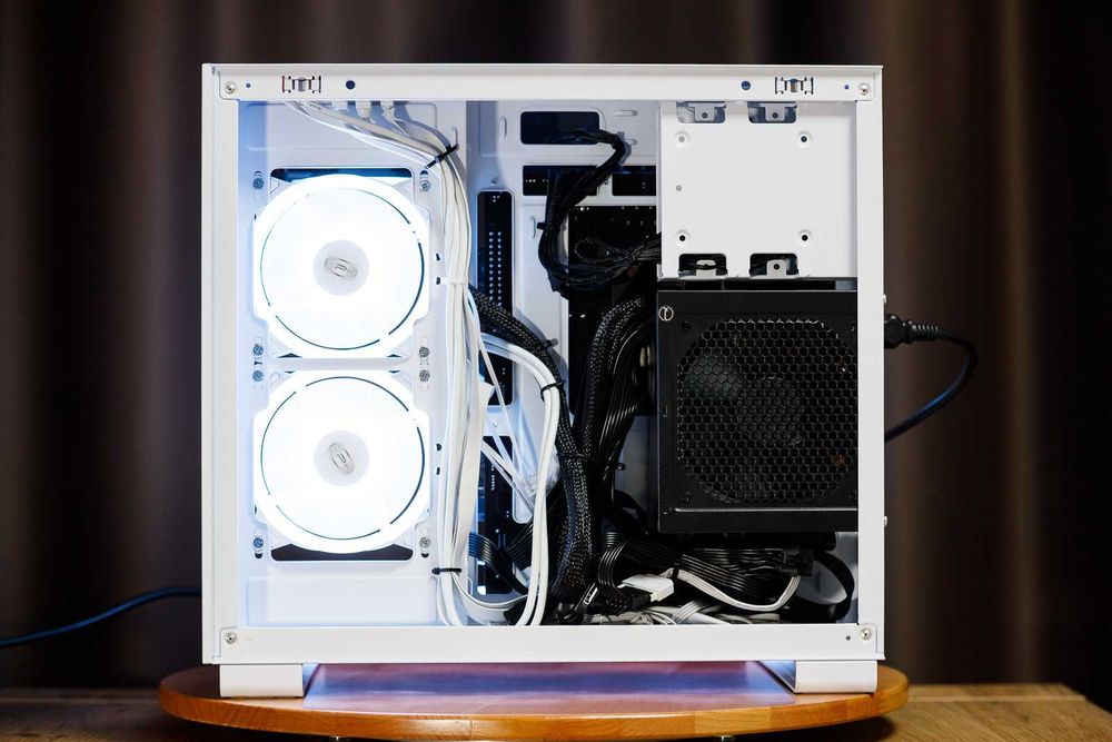 Custom Gaming PC i7 14700K RTX 4070 m.2 ssd 2TB 32GB RAM DDR5 Z790 Nou