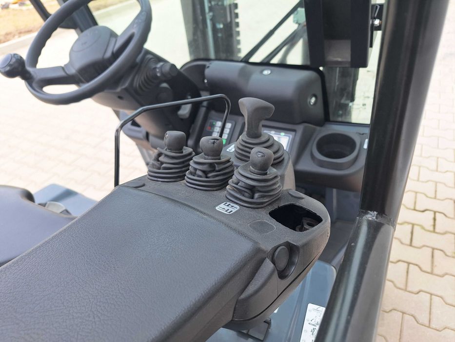 Електрокар Toyota 8FBE16T Дуплекс мачта със свободен ход - 3 300 мм