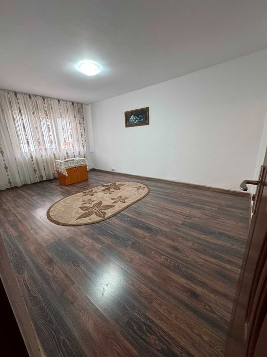 Proprietar vând ap. 3  cam. str. Dunării - Alexandria