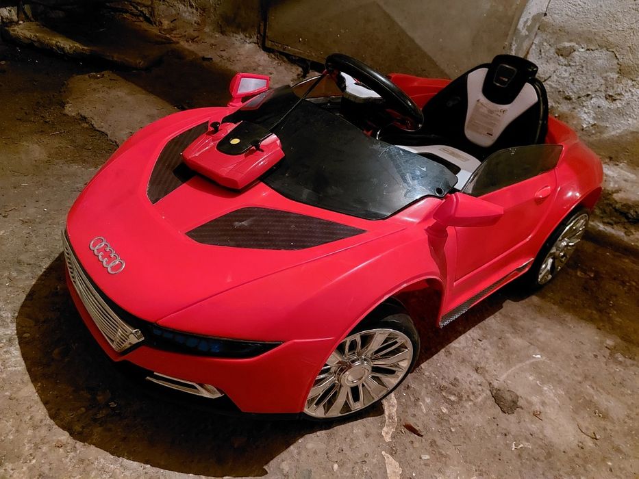 Mașinuța,tractor,motorete,trotineta