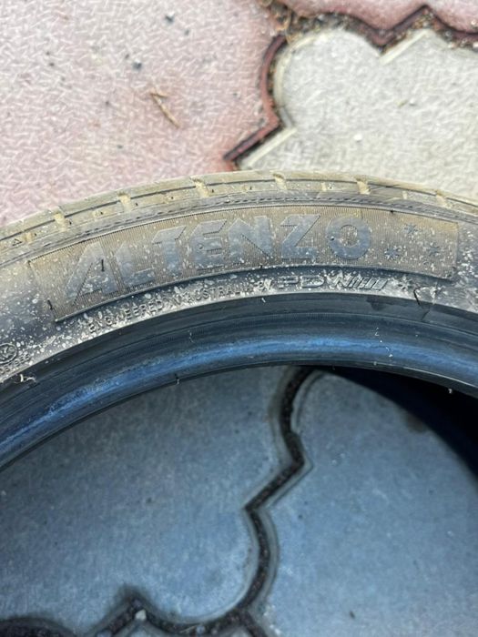 Продам комплект летних шин