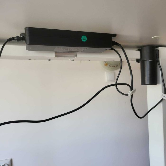 Masa de birou reglabila electric pe inaltime (noua)