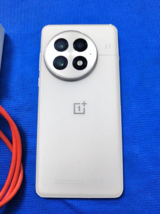 Oneplus 13, 24+12 GB Ram, 1 Tb