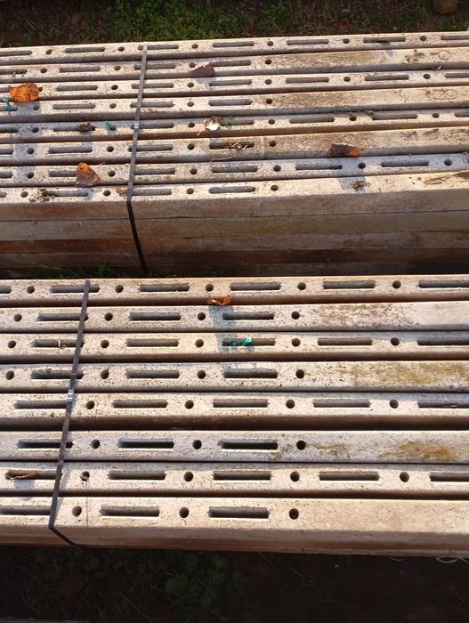 Spalieri sîlpi de beton de vînzare