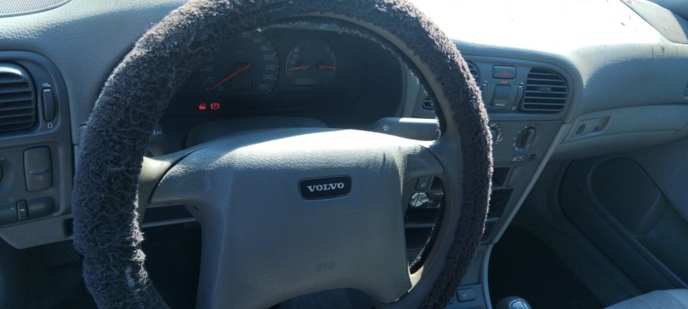 Vand volvo s40 20 benzina 1998