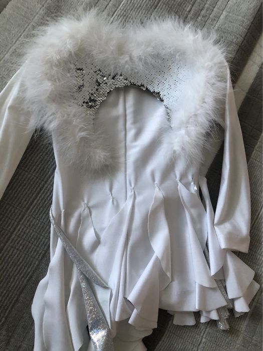 Продам танцевально карнавальный костюм