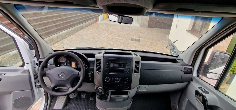 Mercedes sprinter DOKA 2014