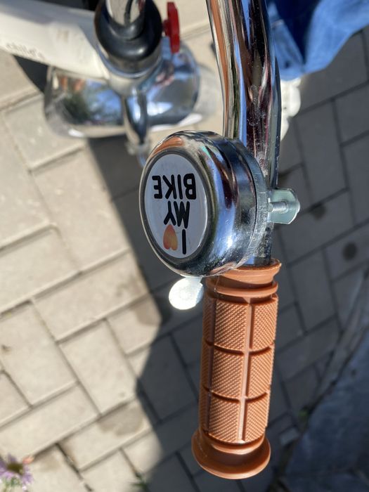 Трехколесный велосипед