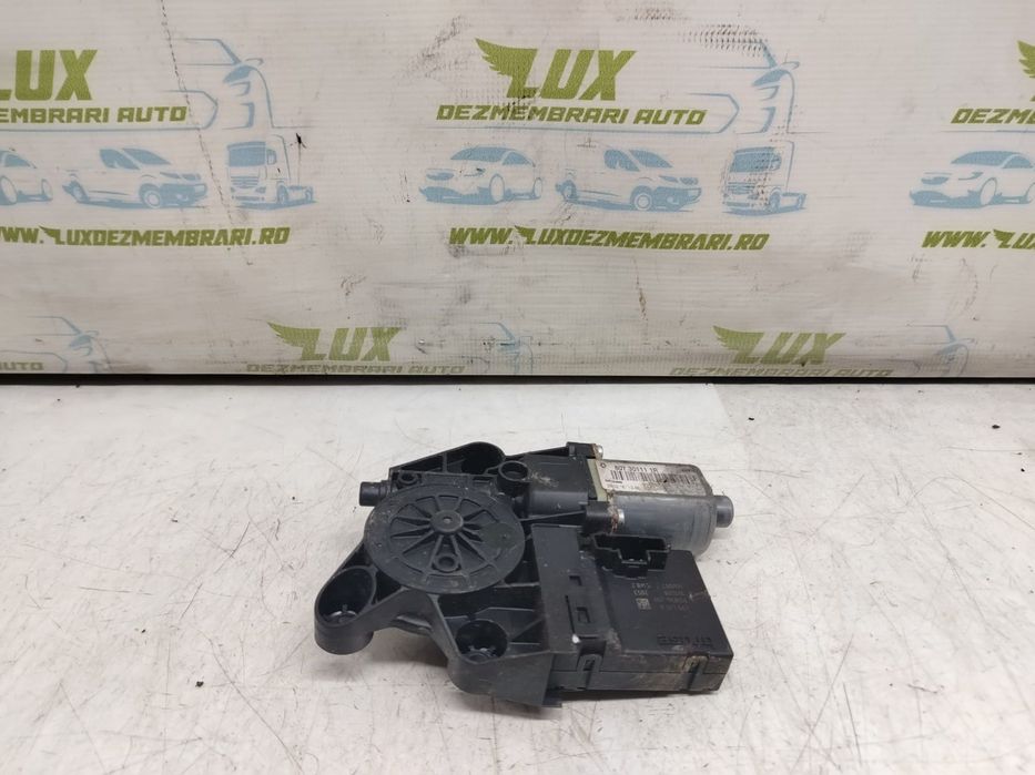 Motoras geam dreapta fata 807301111r Renault Megane 3 [2008 - 2014]