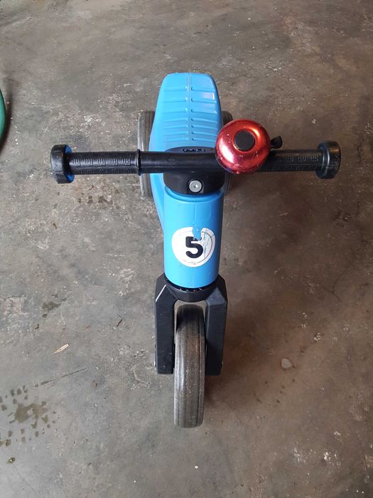 Bicicletă fără pedale pentru copii