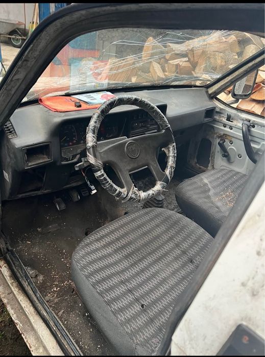Vând 2 dacii papuc perfect fucționale 1500 de lei bucata