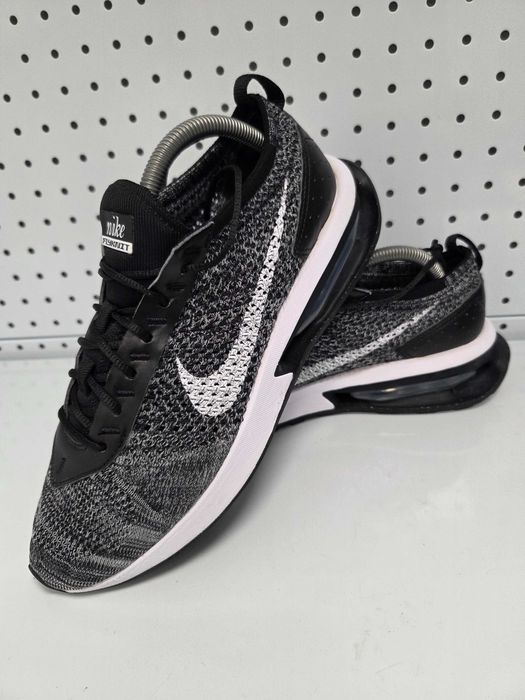 Оригинални мъжки маратонки- Nike Air MaxFlyknit