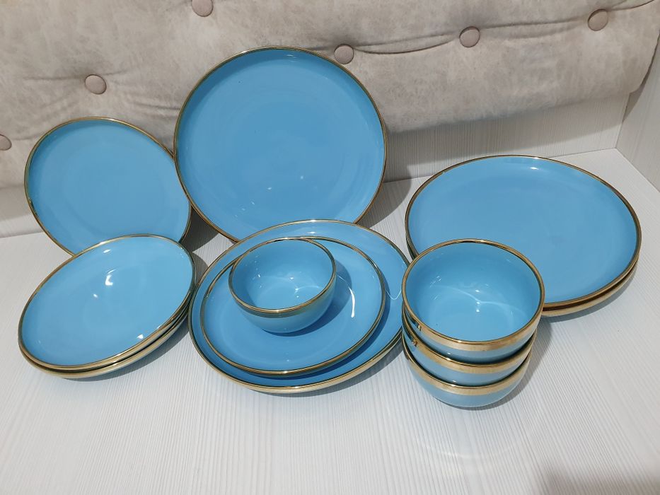 Сервиз на 8 персон,  голубой