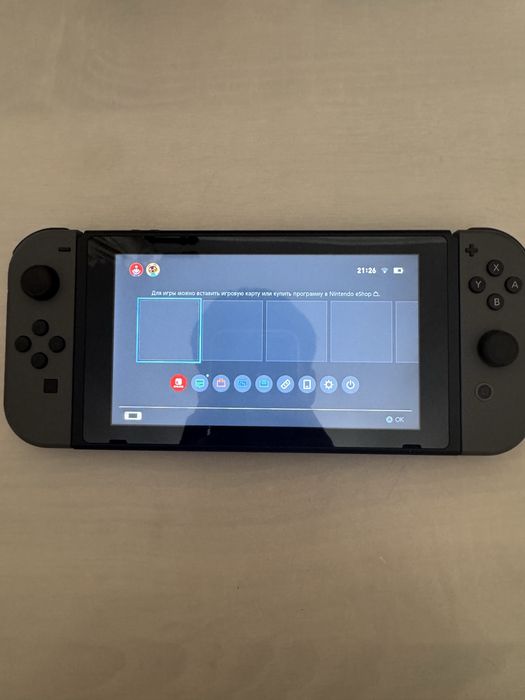 Приставка Nintendo switch + игра в подарок