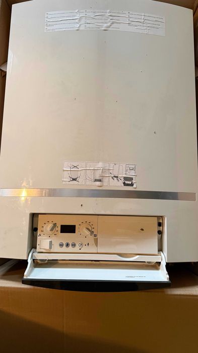 Centrala Buderus Logamax plus GB162-35 pentru piese