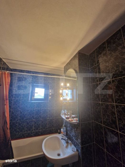 Apartament 2 camere, decomandat, 52 mp, etaj intermediar, zona Obcini