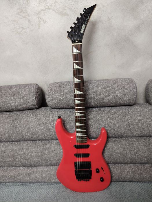 Vând chitara electrica Hohner St 1 viper 1980