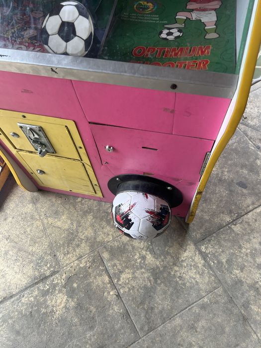 Футбол машона с жетони