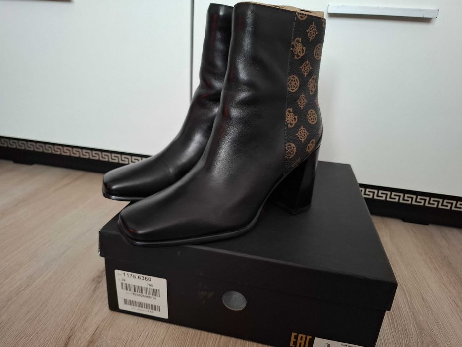 Дамски боти guess