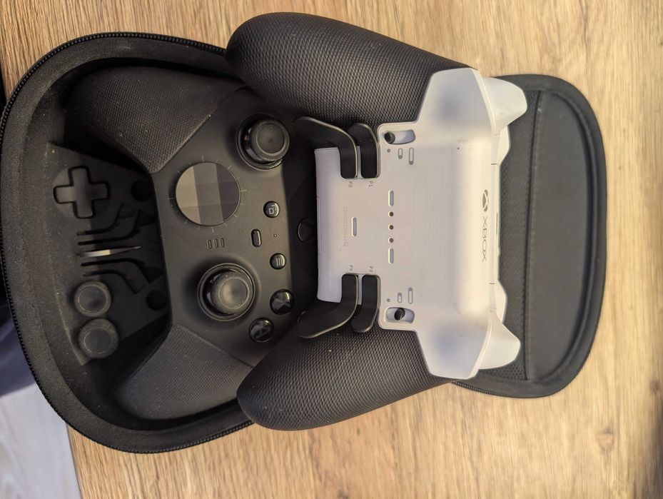Контролер - Xbox Elite Wireless Controller, Black and White