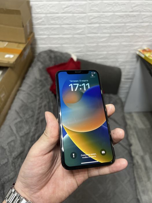 Продам iPhone X 64гб