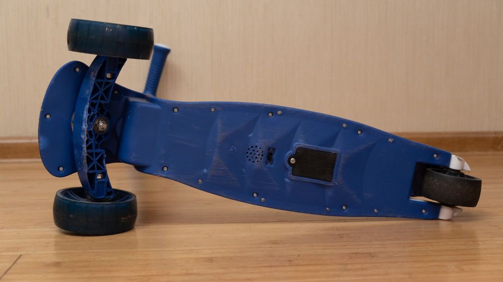 Детский трехколесный самокат