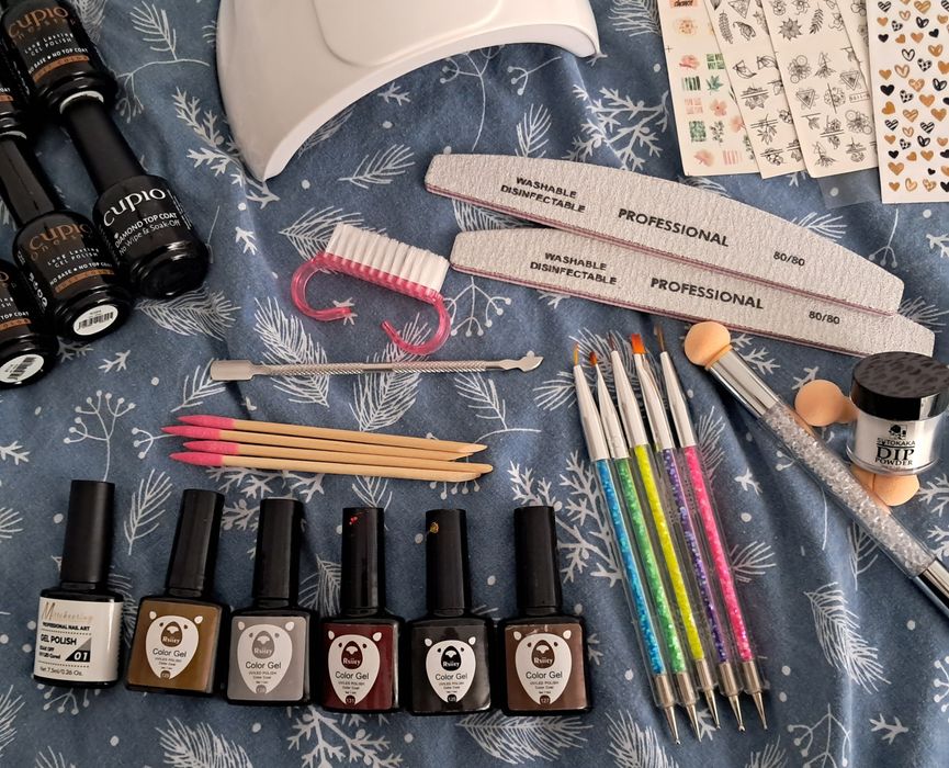 Kit manichiura semipermanenta