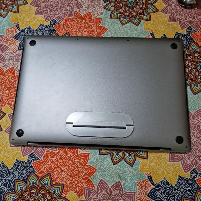 Macbook pro 16 - i9 - 521 gb