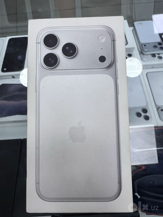 iPhone 17 Max Silver. 1Tb 100% 142 цикл