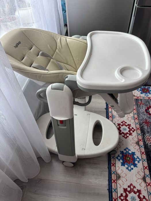 Отдам даром детский стул для кормления